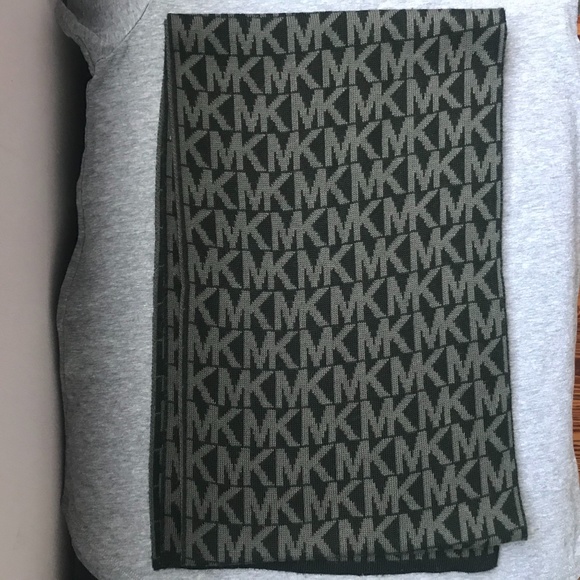 MICHAEL Michael Kors Accessories - 🌀SALE🌀 MICHAEL Michael Kors Black and Gray Scarf